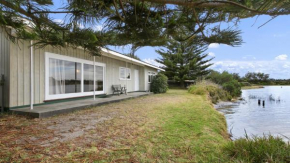 Jetty Road on the Beach Lakes Entrance
